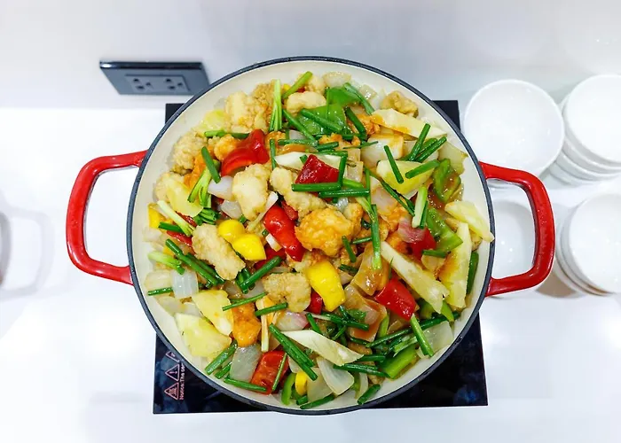Benjarong Ratchada Hotell 4*