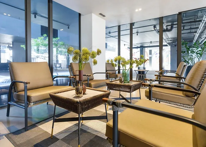 Hotell Benjarong Ratchada