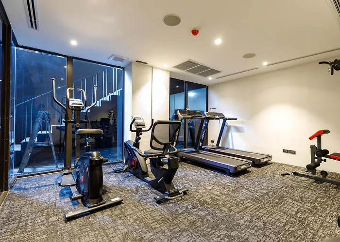 Hotell Benjarong Ratchada 4*