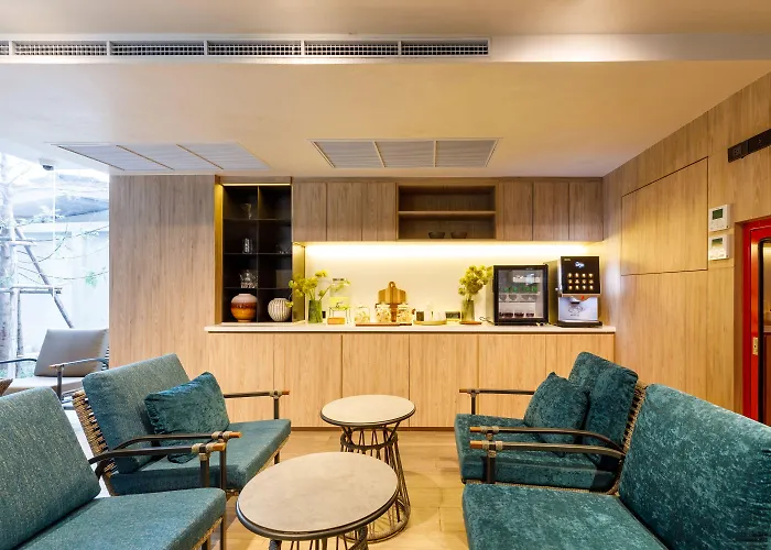 Benjarong Ratchada Hotel