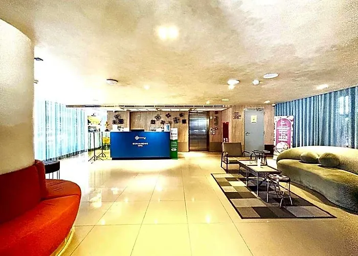 Benjarong Ratchada 4*