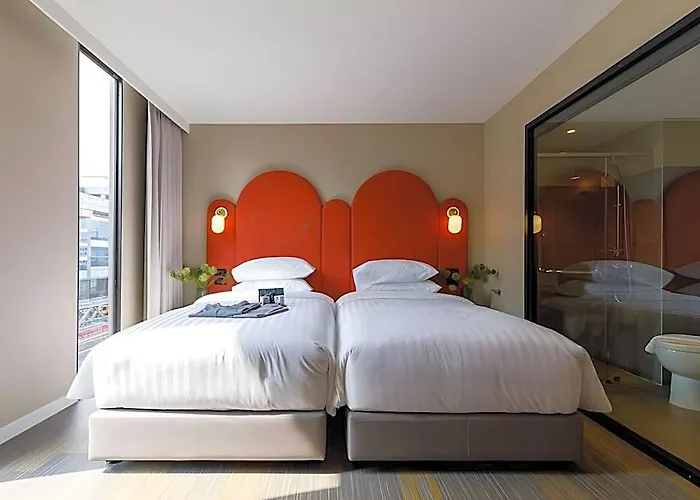 Benjarong Ratchada 4*